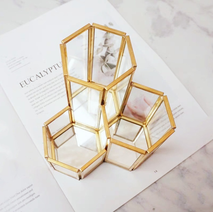 Hexagonal Composite Makeup Brush Holder - Image 6